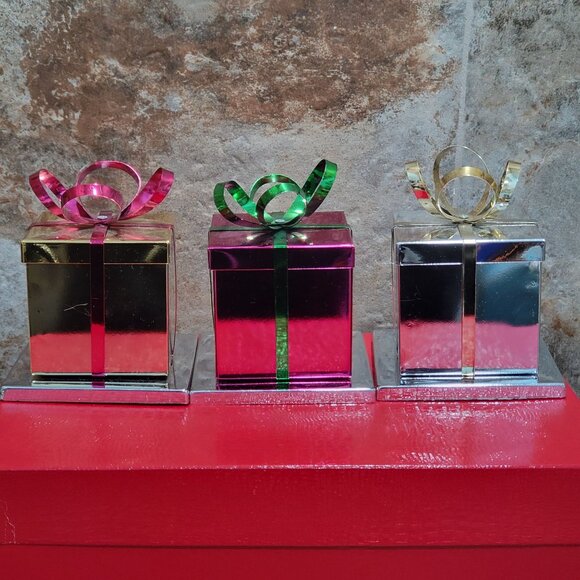 Metal Ribbon Gift Box Stocking Hanging Holder Set of 3 - Picture 4 of 12